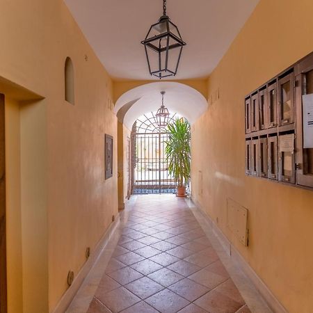 Vg Trevi Fountain 5 Stelle Elegant Apartment Rom Exterior foto