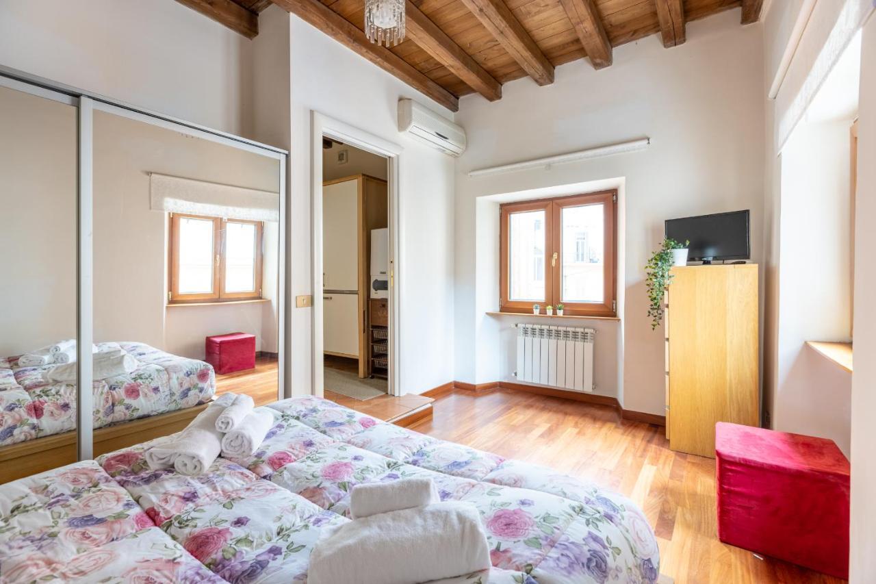 Vg Trevi Fountain 5 Stelle Elegant Apartment Rom Exterior foto