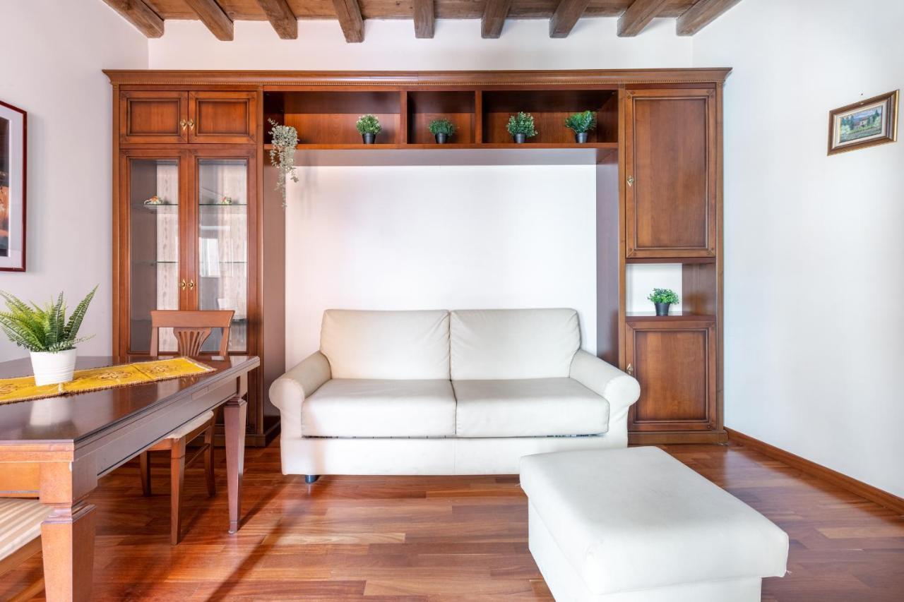 Vg Trevi Fountain 5 Stelle Elegant Apartment Rom Exterior foto